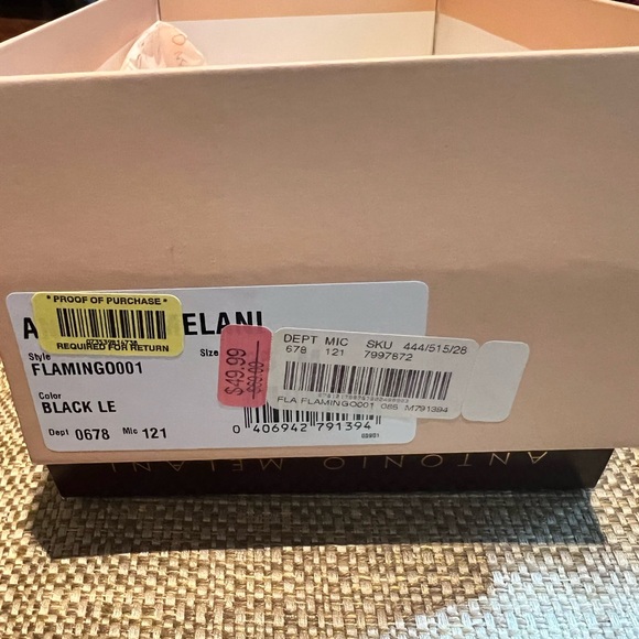 NIB Antonio Melani Black Strappy Sandals l 8.5 - Picture 4 of 4